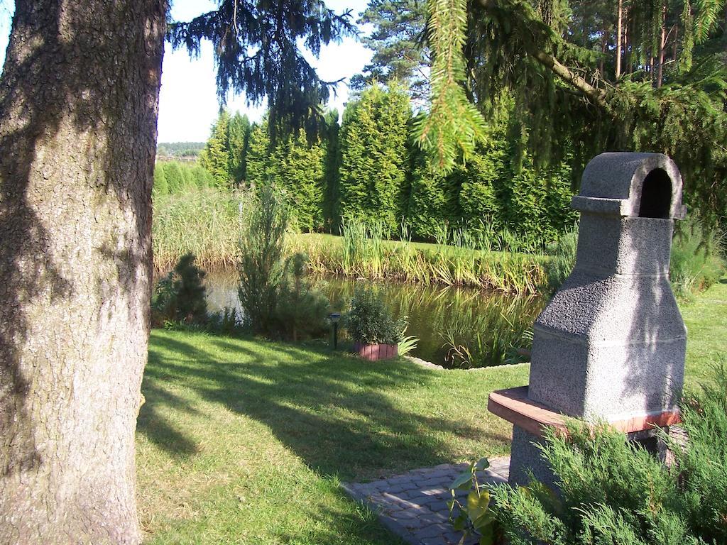 Vila Gosciniec Nad Stawem Szczytno  Exteriér fotografie
